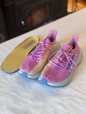 Hoka One One Carbonx3 Women’s Road Running Shoe and extra Inserts Shoes8.5